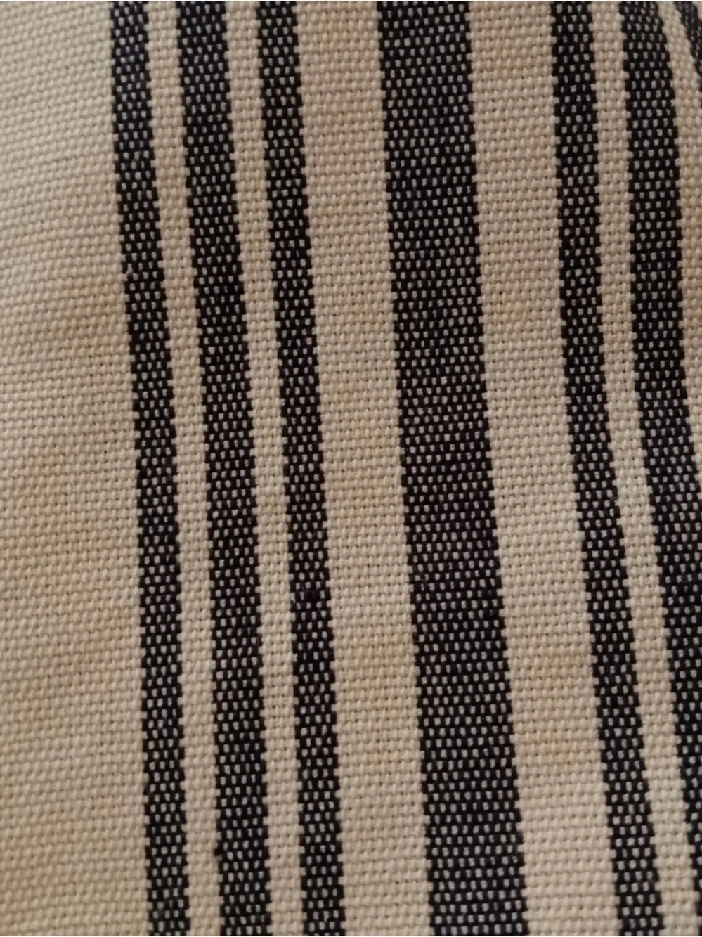 Willams Sonoma Black & Tan Vintage Stripe Tablecloth 70 X 108